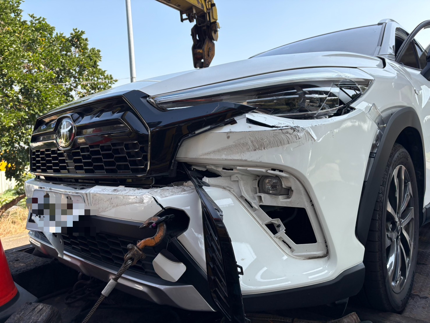 國道3號快官路段傳動軸脫落　釀 3車連環撞1人受傷 - https://www.watchmedia01.com